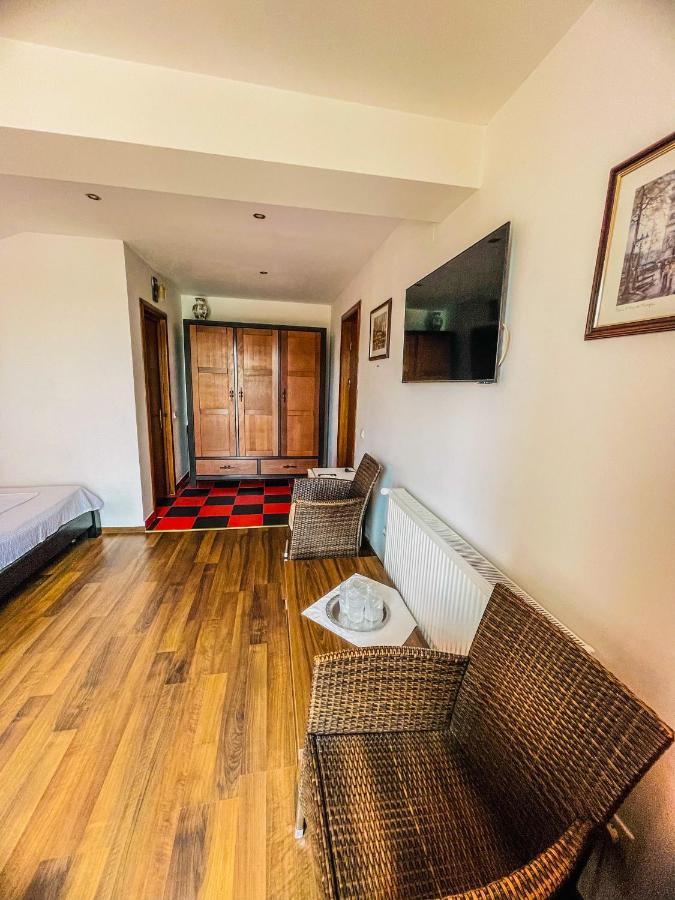 Vila Orange Hotel Navodari Bagian luar foto